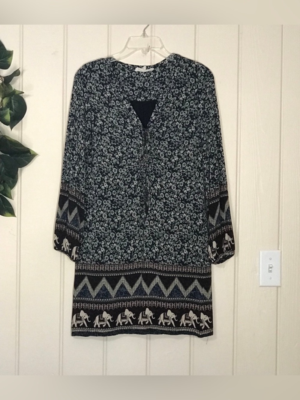 Altar’d State Bohemian-Style Tunic Dress Elephants Flowers Floral Multicolor Des